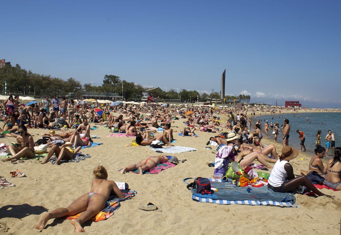 bill cripe share naked beach barcelona photos