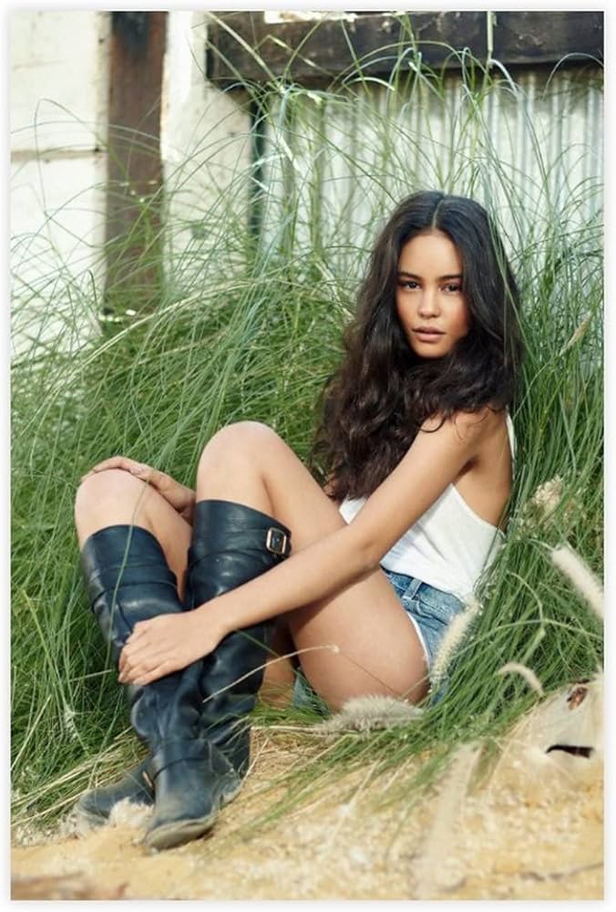 Courtney Eaton Hot culture forward