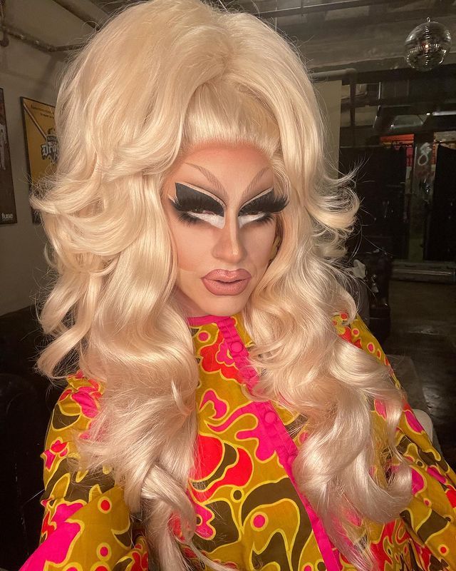 courtney bowlen recommends blonde katya pic