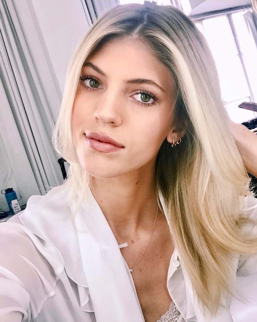 ana carolina rodrigues recommends Devon Windsor Nude