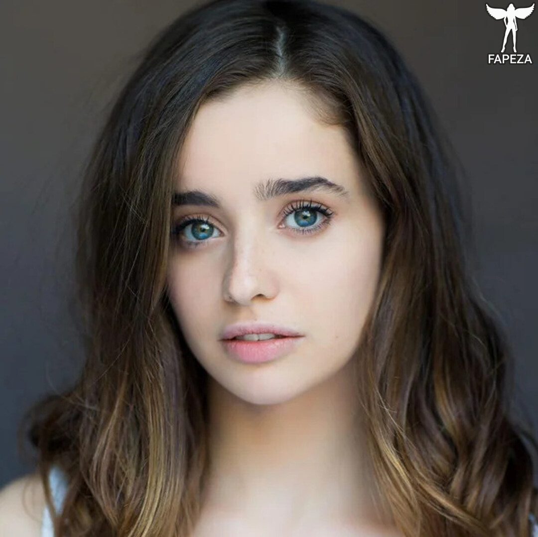 andrew van der walt recommends holly earl nude pic