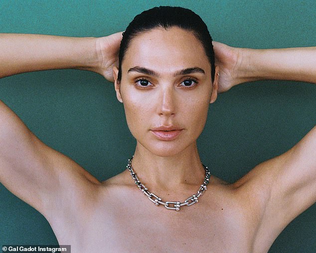 colleen jolicoeur share gal gadot nude photos