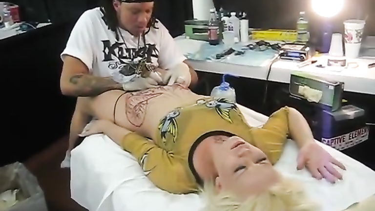 Best of Getting a tattoo on my pussy