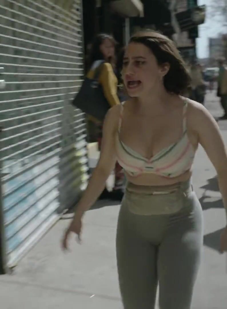 doreen chang add ilana glazer boobs photo