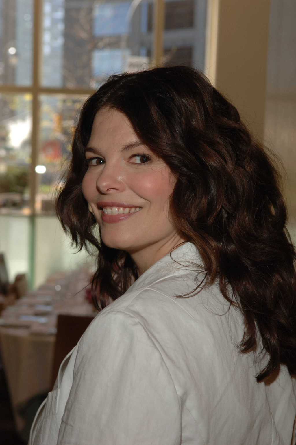 dano goldfarb add jeanne tripplehorn hot photo