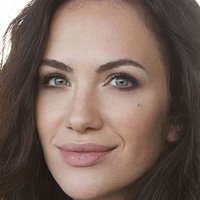 ashley nicole banks recommends Kate Siegel Naked