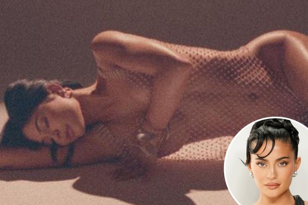 dani ron recommends kris jenner nude pics pic