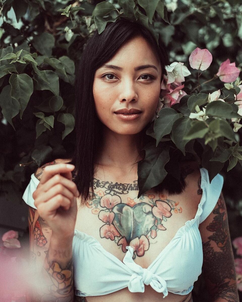 donald gunn recommends Levy Tran Sexy