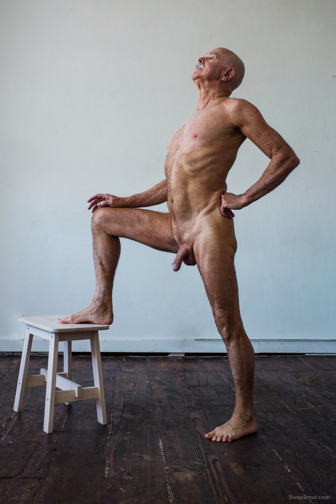 chris tabet recommends male exhibitionist pic