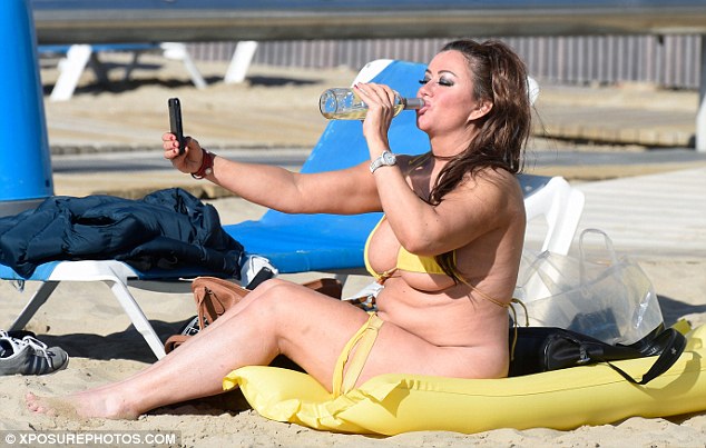 demi lavoto recommends milf at nude beach pic