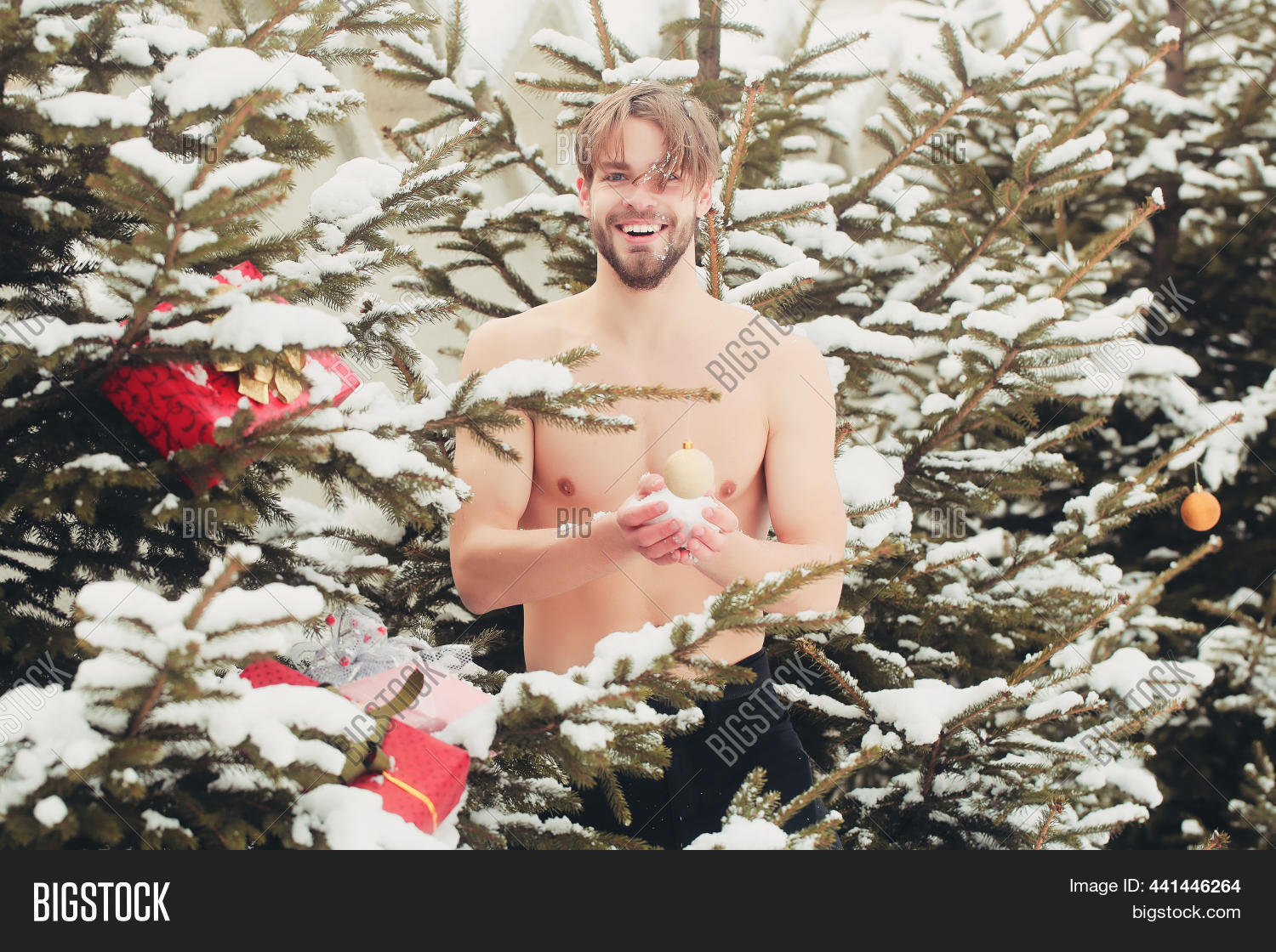 argarini add naked men in snow photo