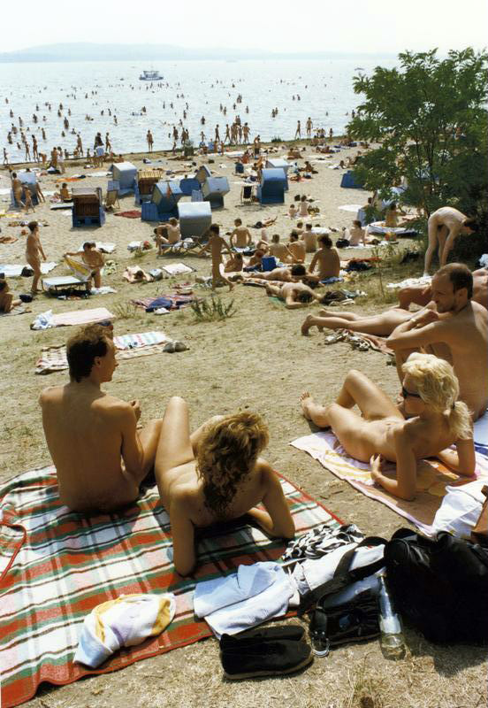 derek thorpe recommends naturism beach photos pic