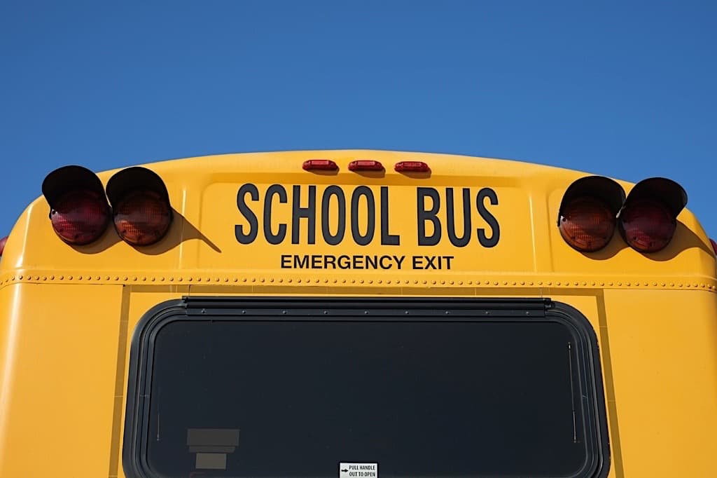 andrea holliman add photo porn on school bus