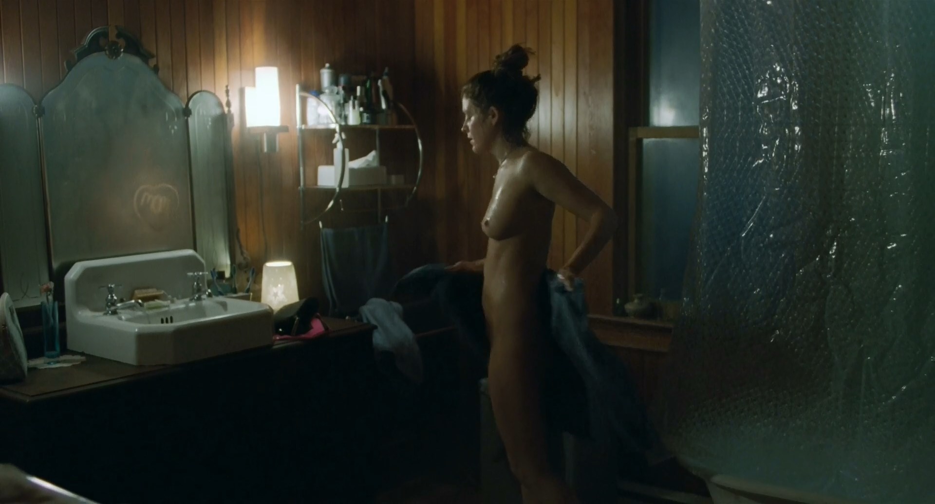 riley keough naked