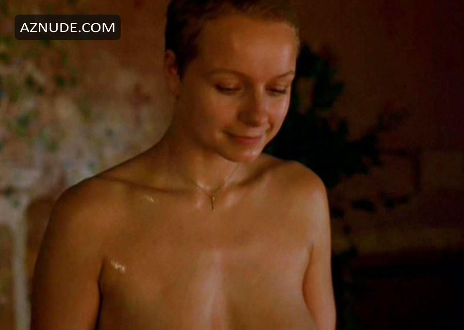 alison pill naked