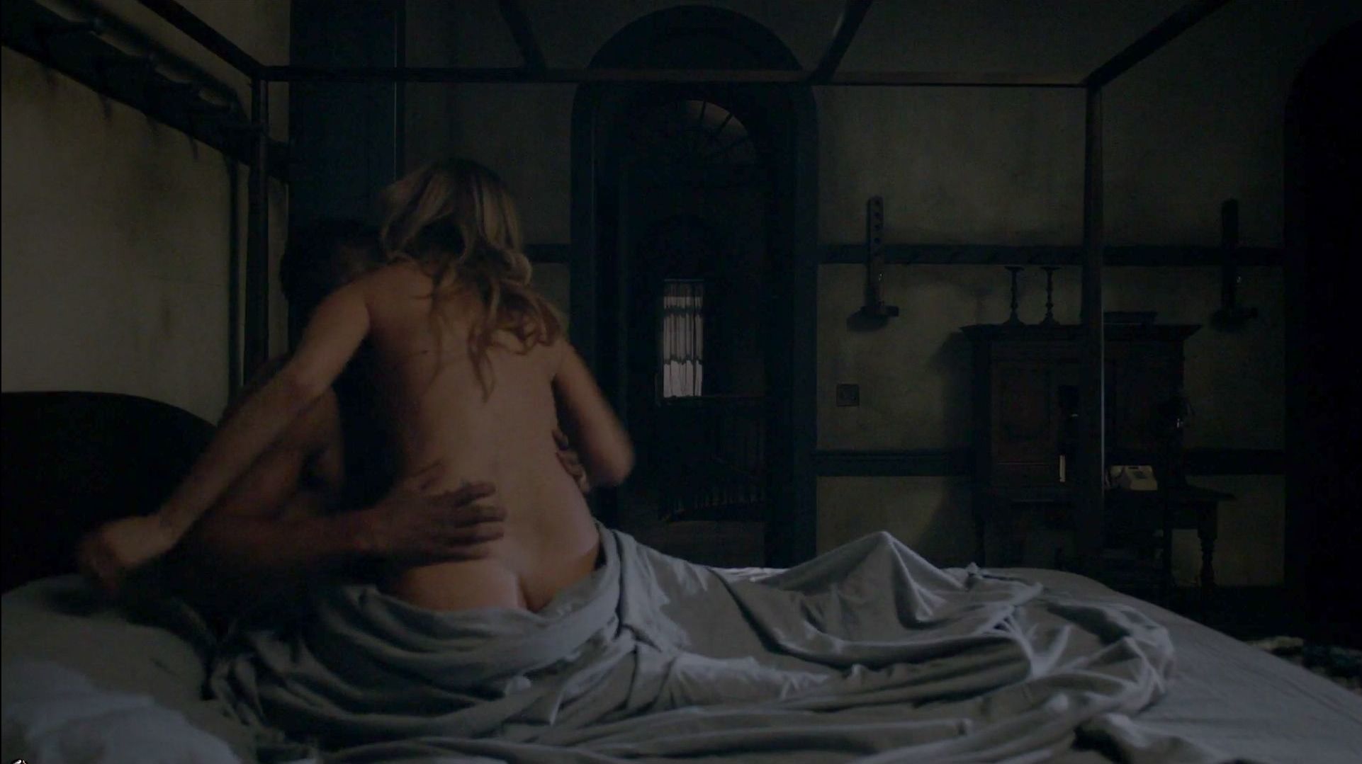 sarah paulson nude