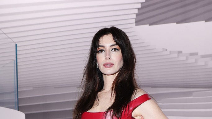 anna masterson recommends sexy pictures of anne hathaway pic