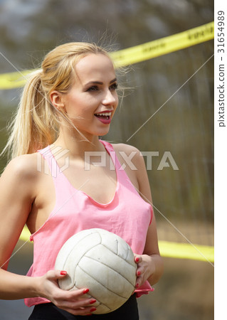 abba haliru add sexy volleyball girls photo