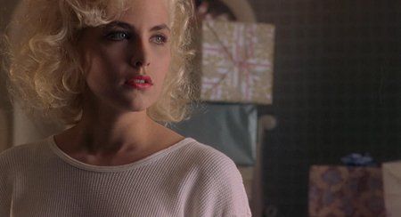 chris delira recommends Sherilyn Fenn Two Moon Junction