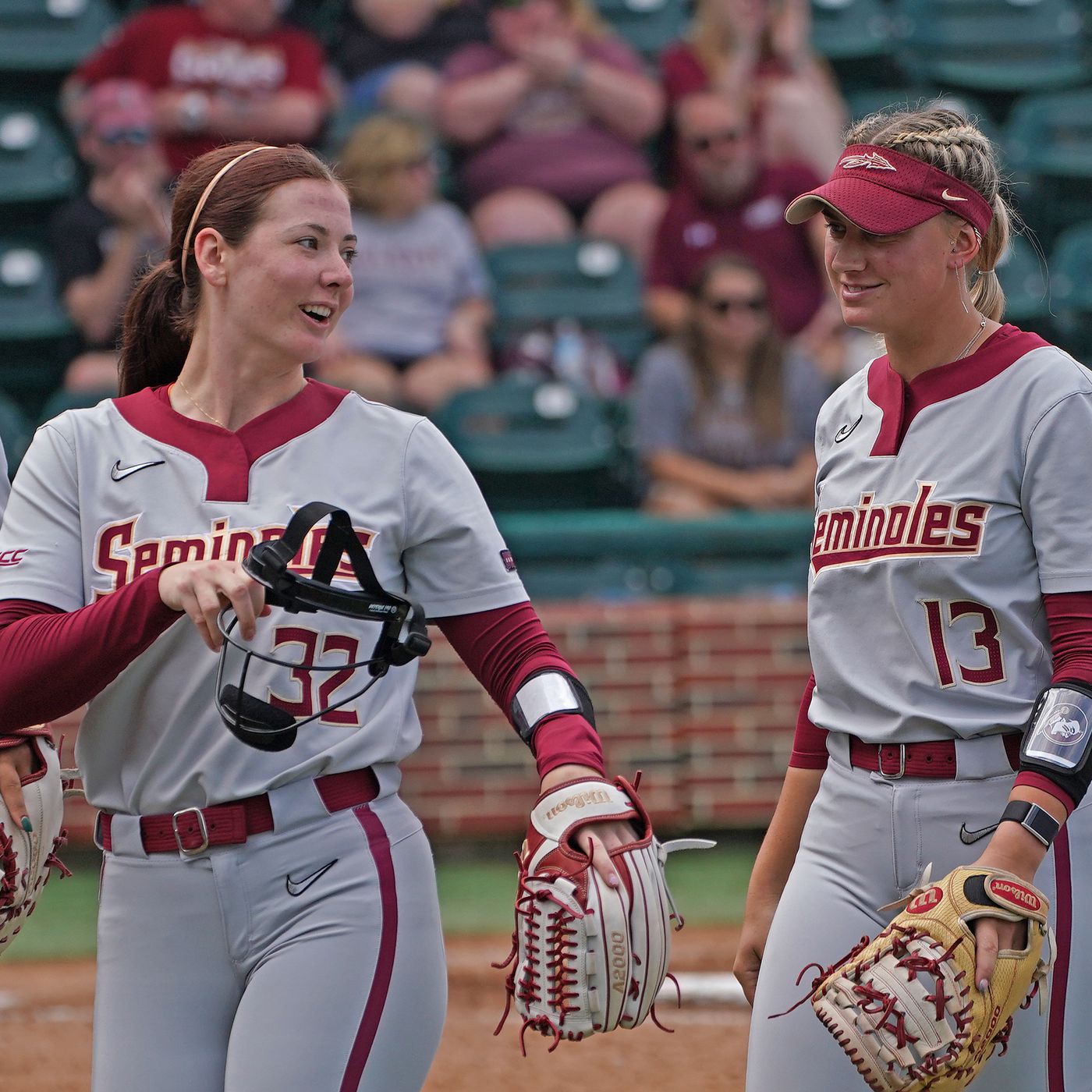 alyssa kuklo add softball camel toe photo