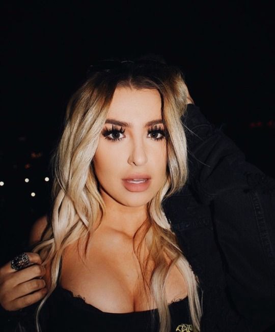 angela nelson taylor recommends Tana Mongeau Threesome