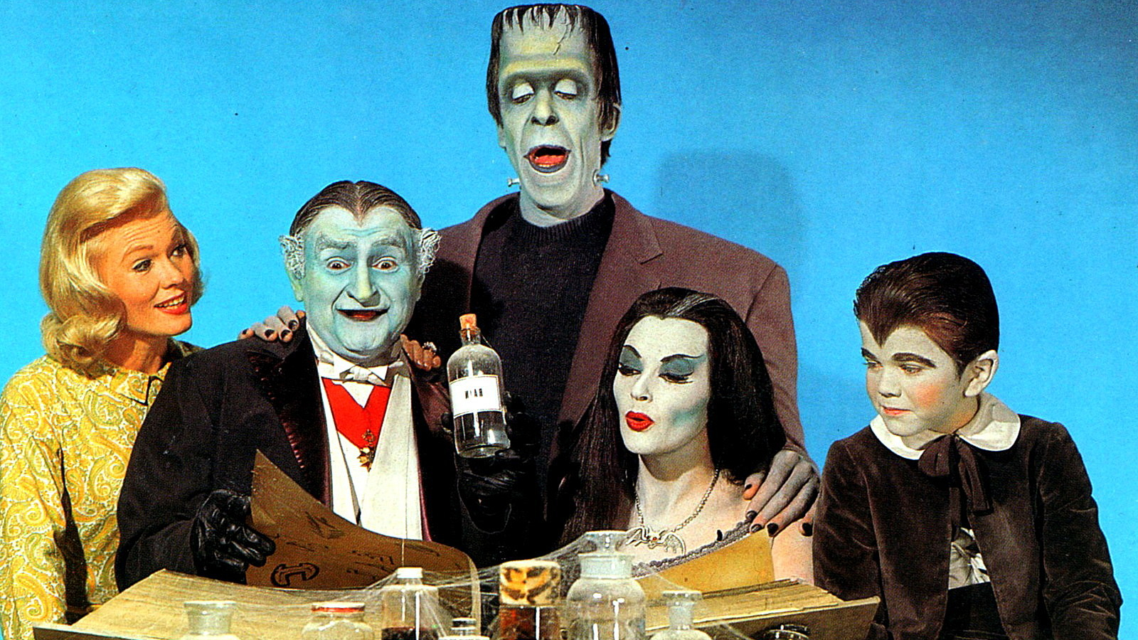 Best of This aint the munsters