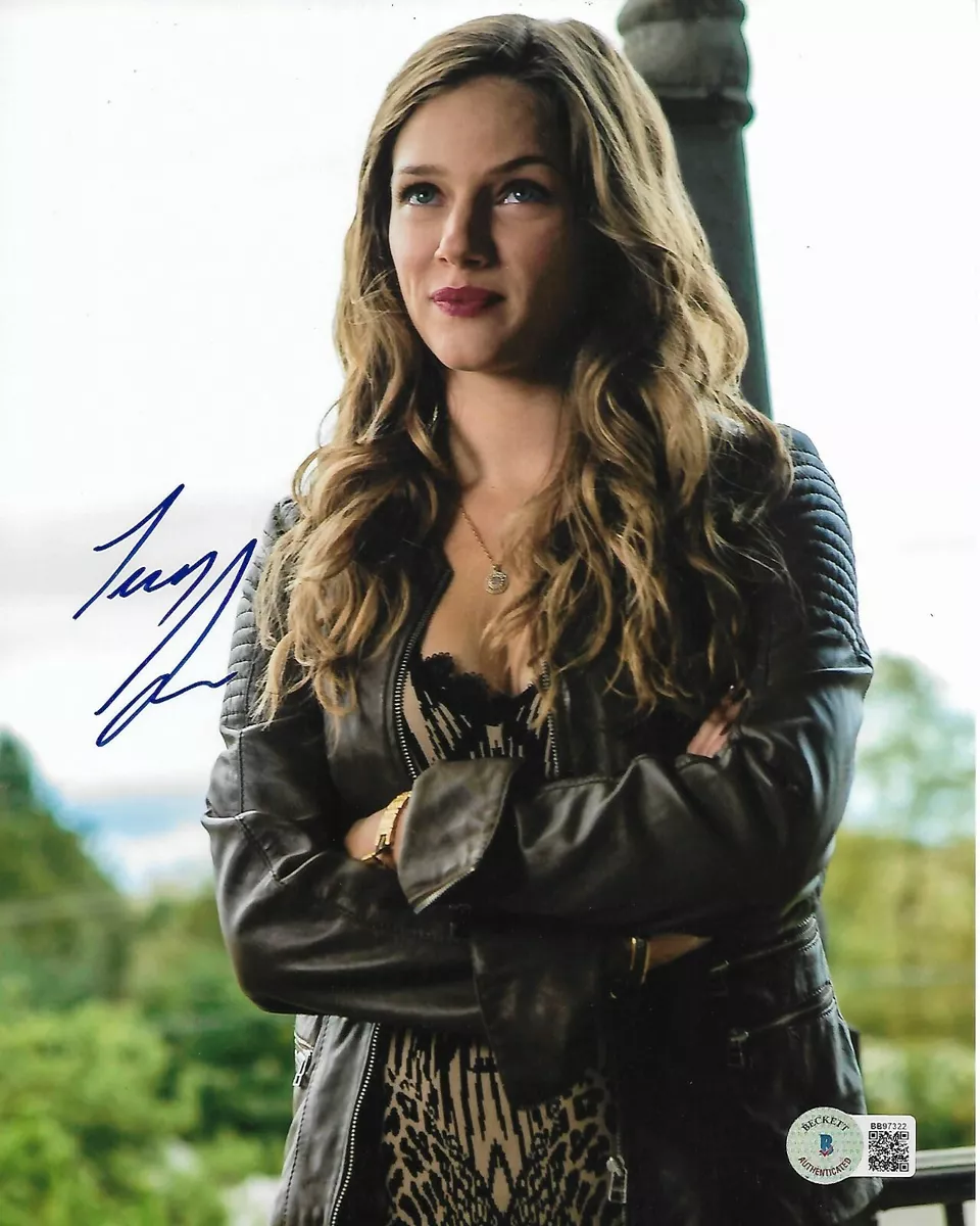 bernice addae recommends Tracy Spiridakos Sexy