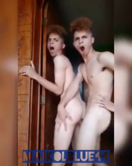 Twin Brothers Having Sex daydream together