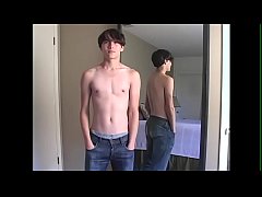 Twinks First Time chichi naked