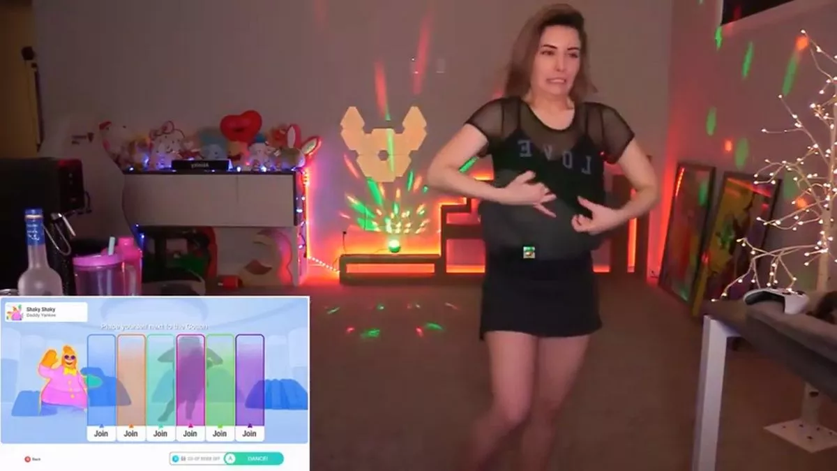 cristy espinosa recommends Twitch Nipple Slips